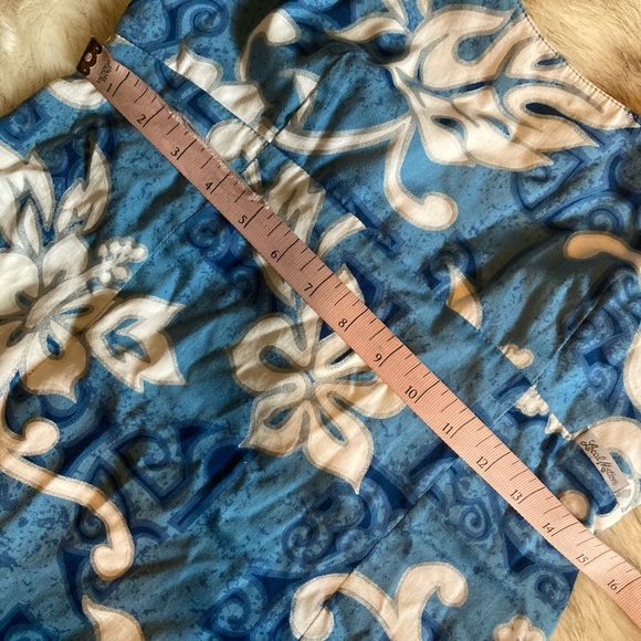 Hawaiian Print Halter Mini Dress - Picture 10 of 11